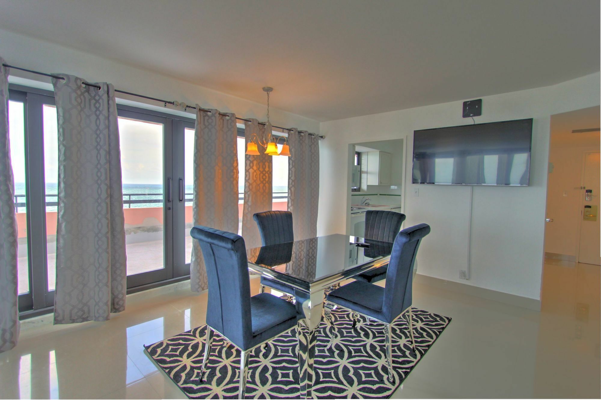 Private Apartments By Vacations On Miami Beach Dış mekan fotoğraf